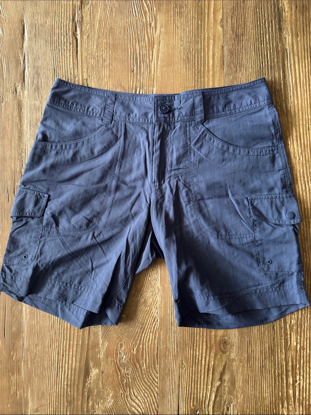 Columbia Omni-Wick Navy Blue Women's Cargo Shorts